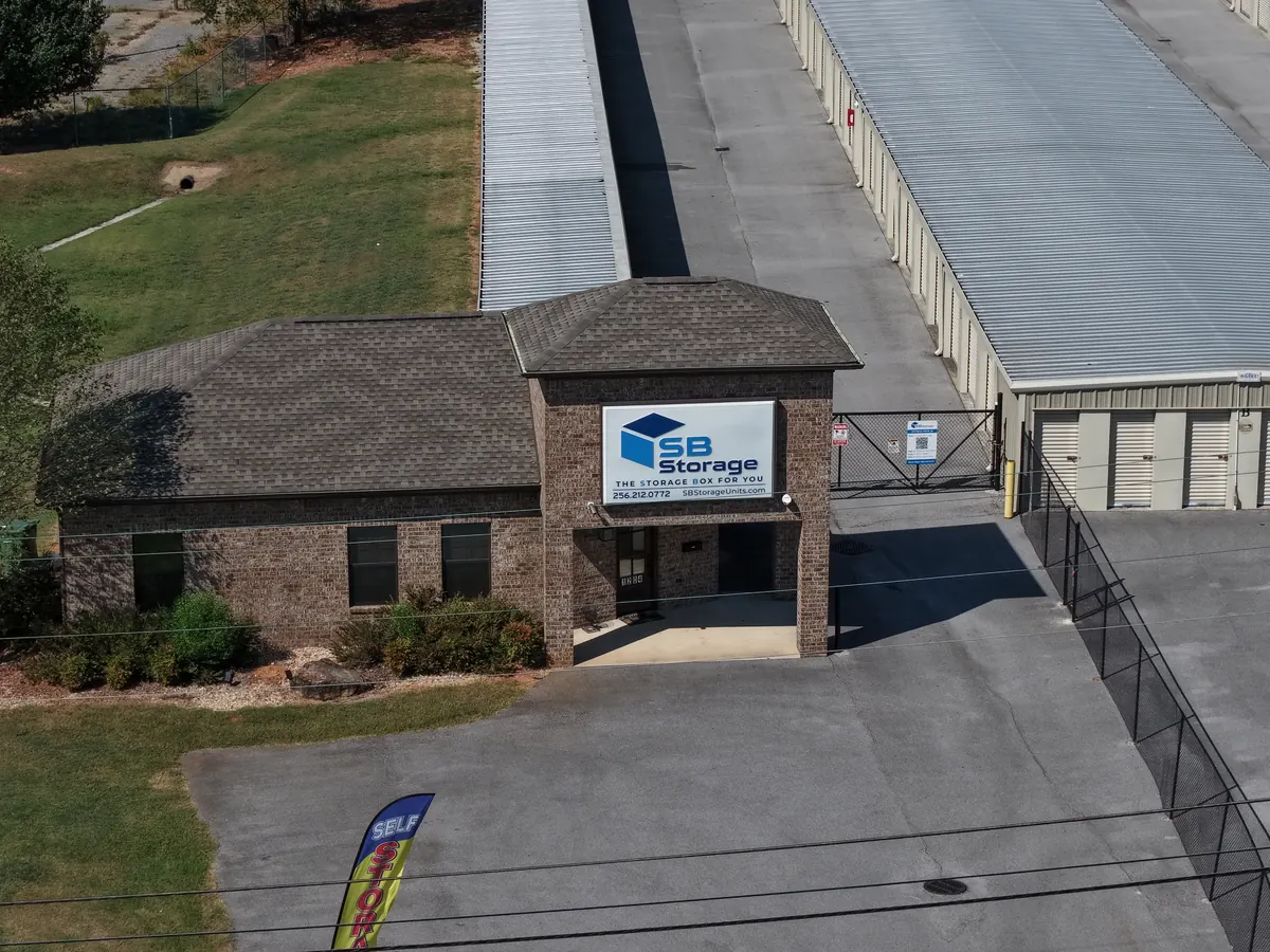 The SB Storage office and gate on Gardiner Avenue